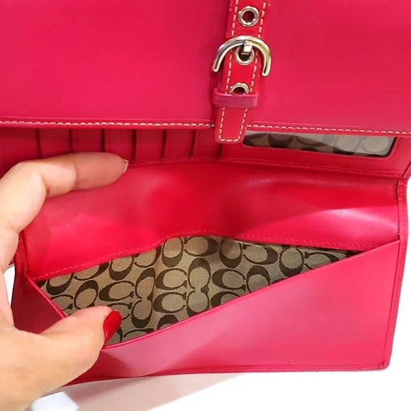 COACH VINTAGE HAMPTON PINK WALLET💕💕 - Picture 8 of 10